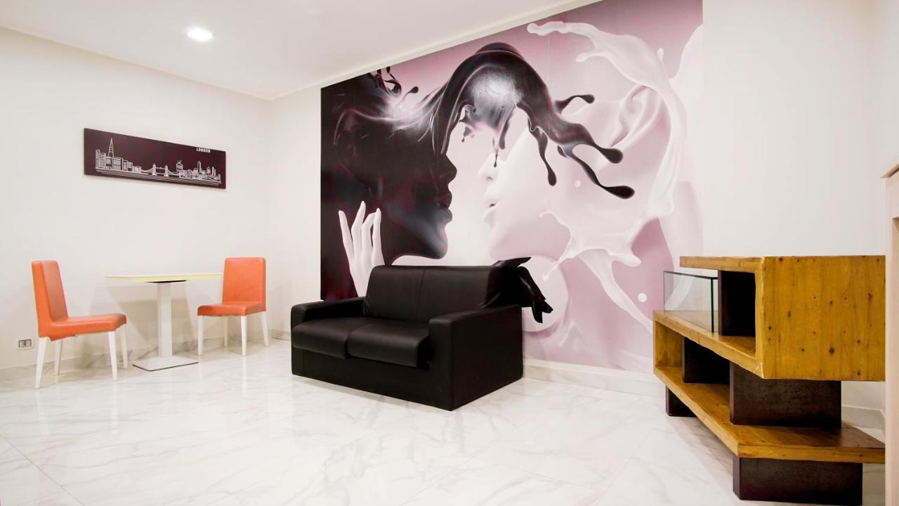 Hotel Cesare 14 ナポリ エクステリア 写真